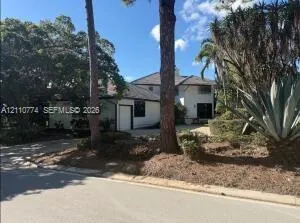 6500 SE Winged Foot Drive