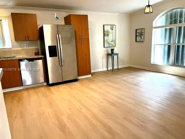 6241 NW 1st Place