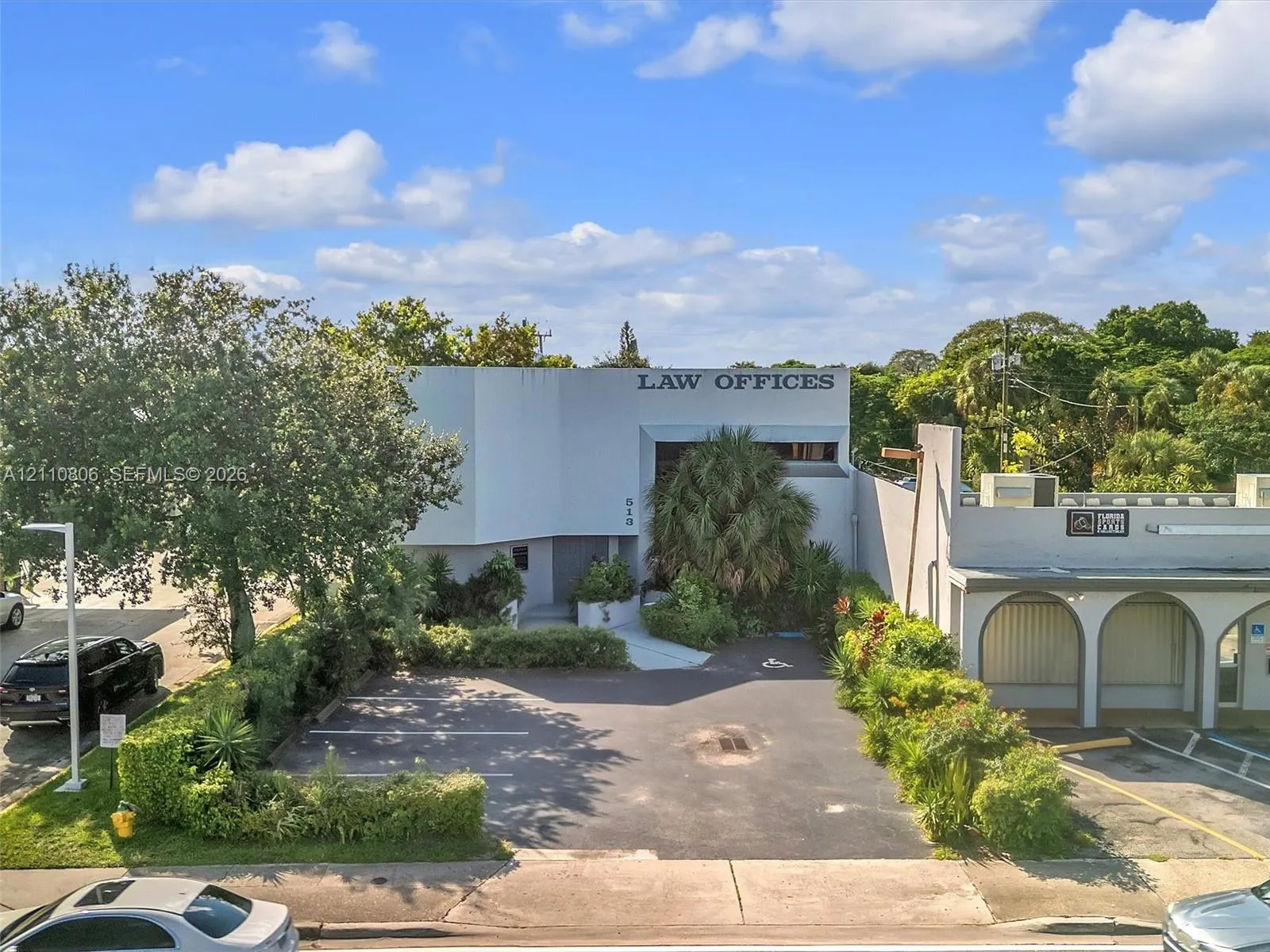 513 N State Road 7