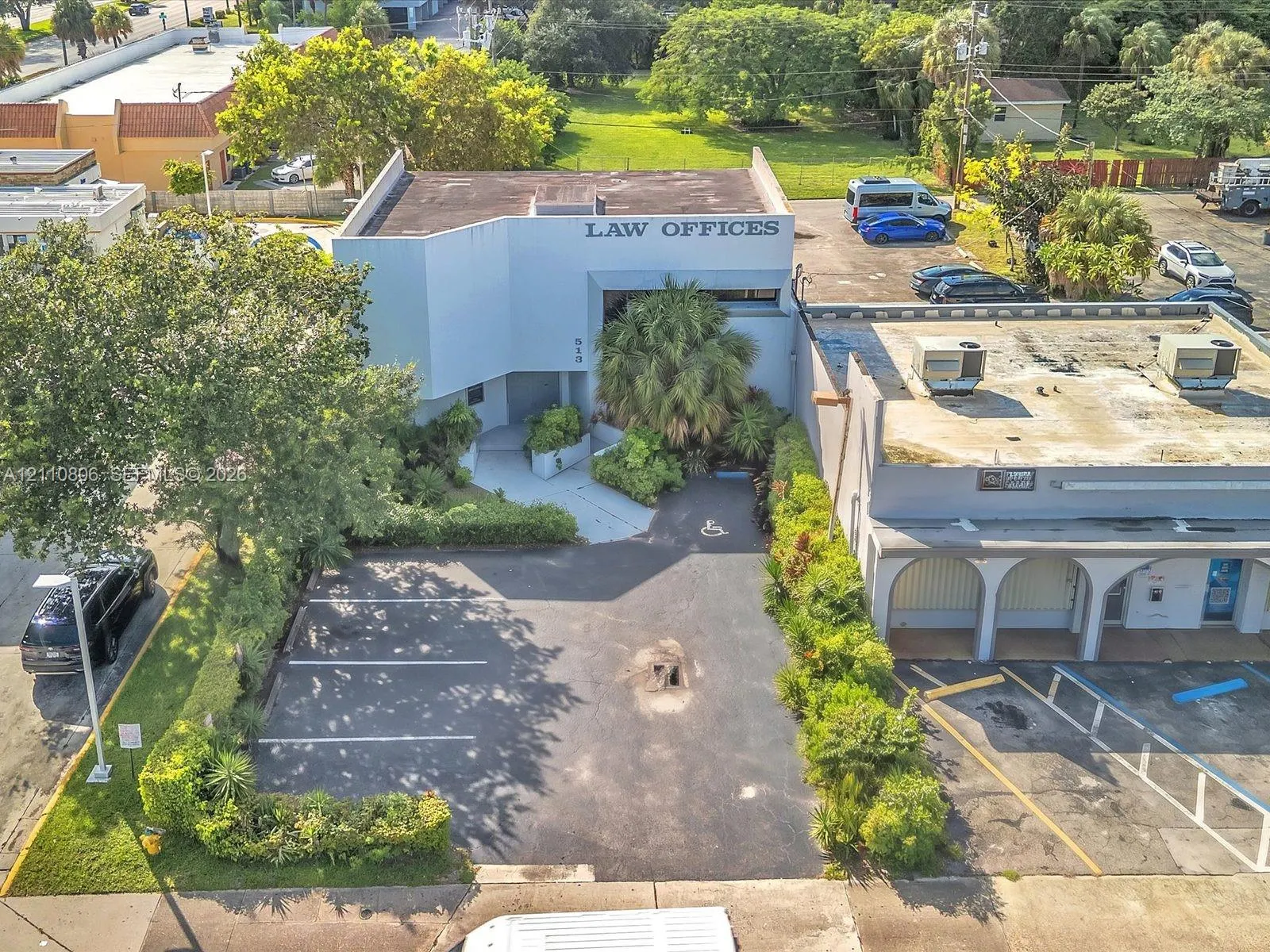 513 N State Road 7