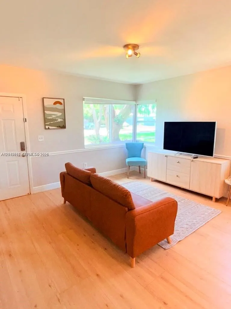 201 Flagler Drive #201