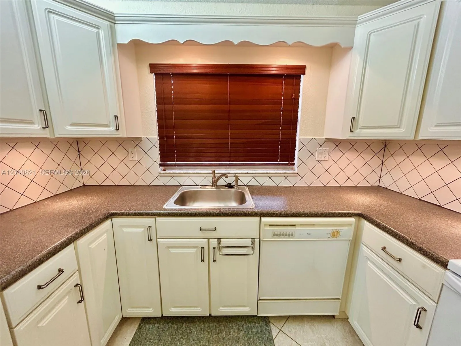 9020 Sunrise Lakes Boulevard #303