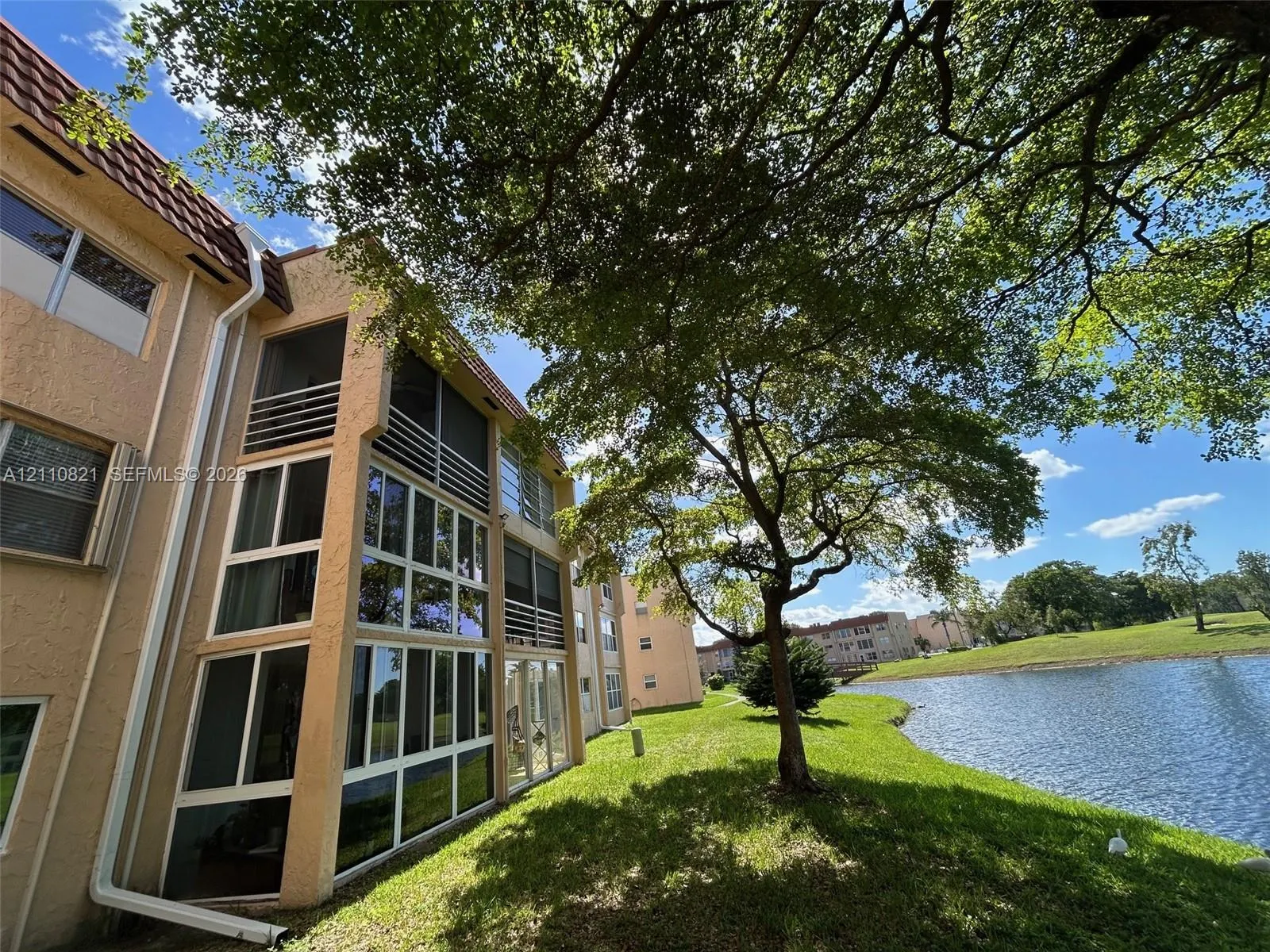 9020 Sunrise Lakes Boulevard #303