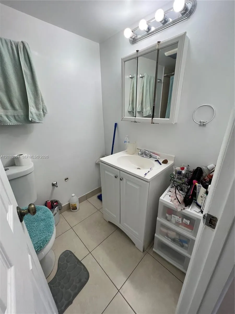 9240 Fontainebleau Boulevard #207