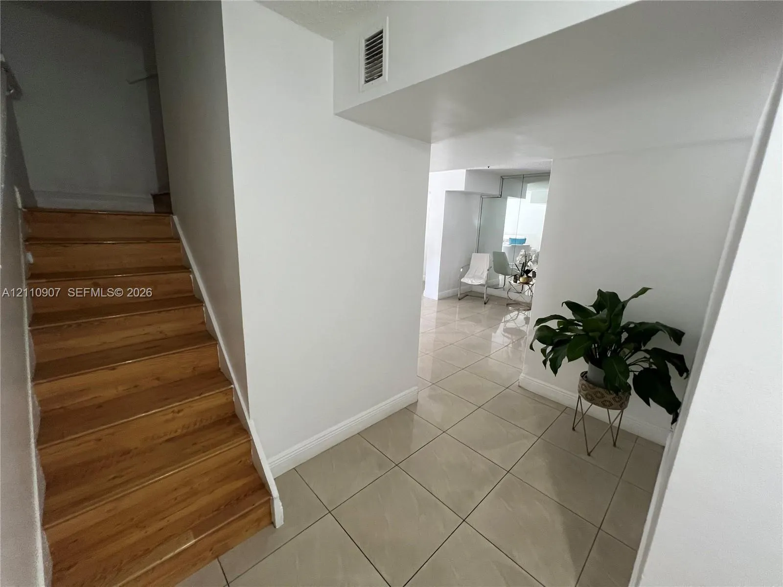 9240 Fontainebleau Boulevard #207