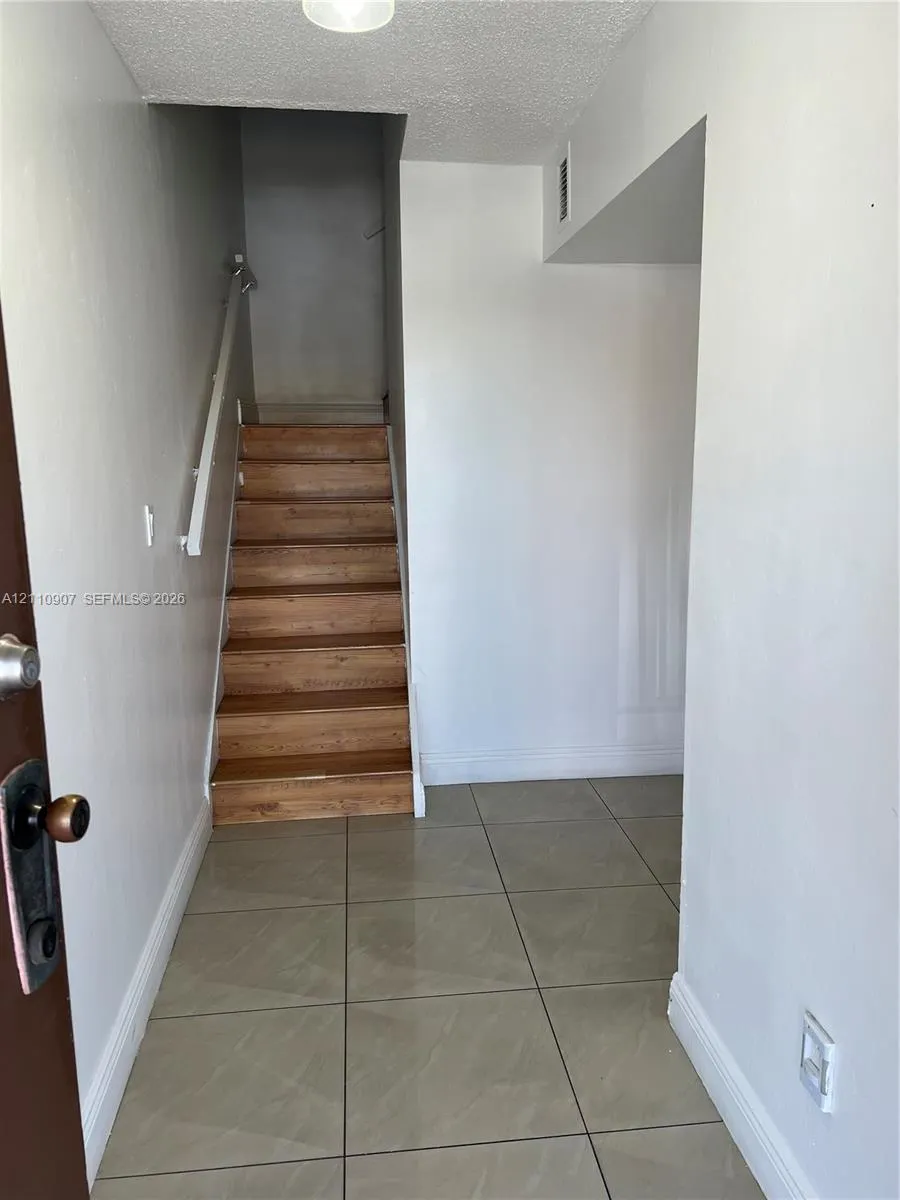 9240 Fontainebleau Boulevard #207