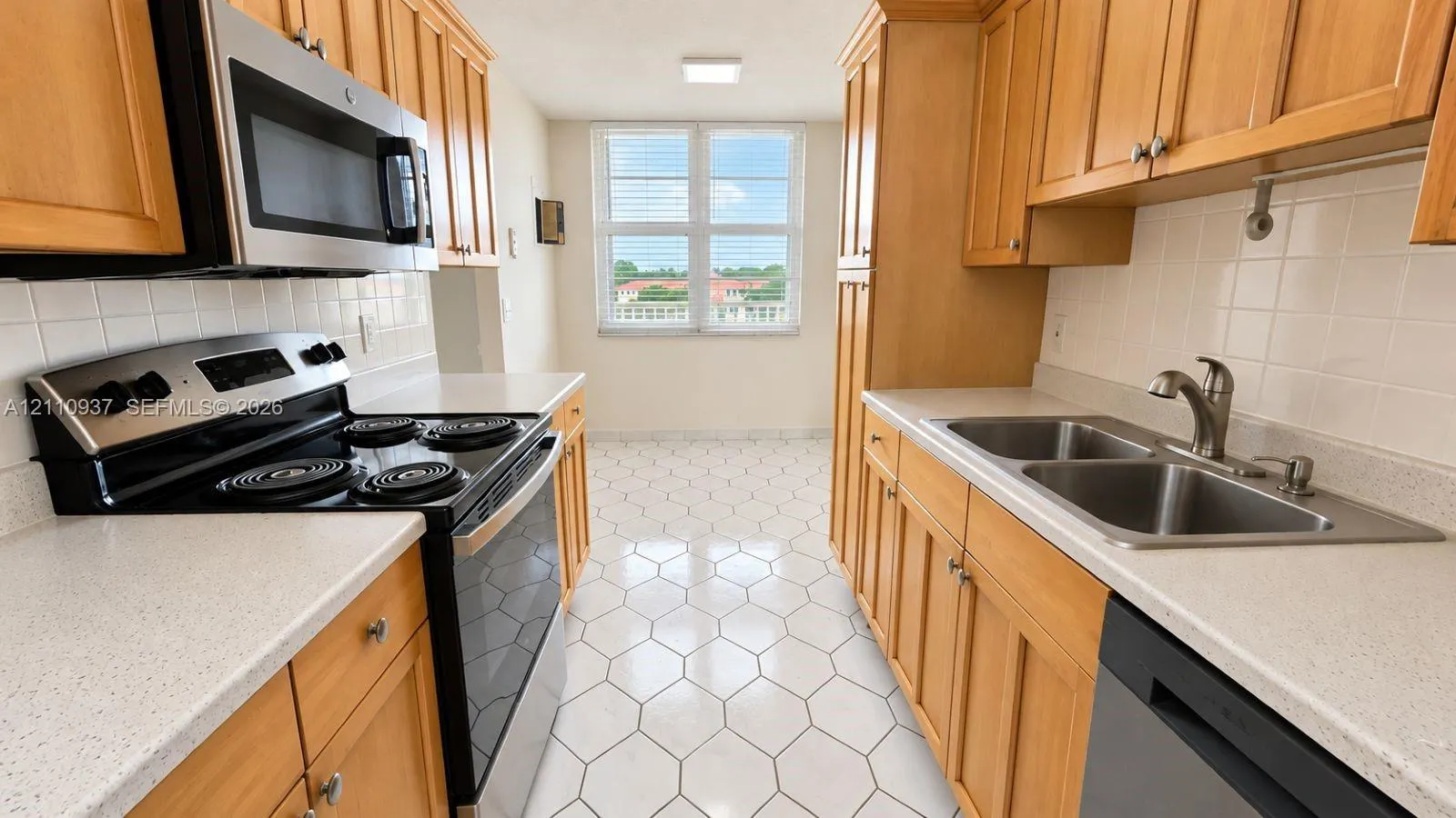 250 Jacaranda Drive #508