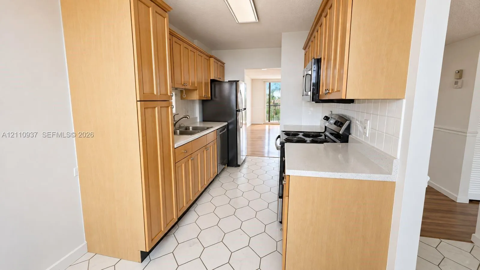 250 Jacaranda Drive #508