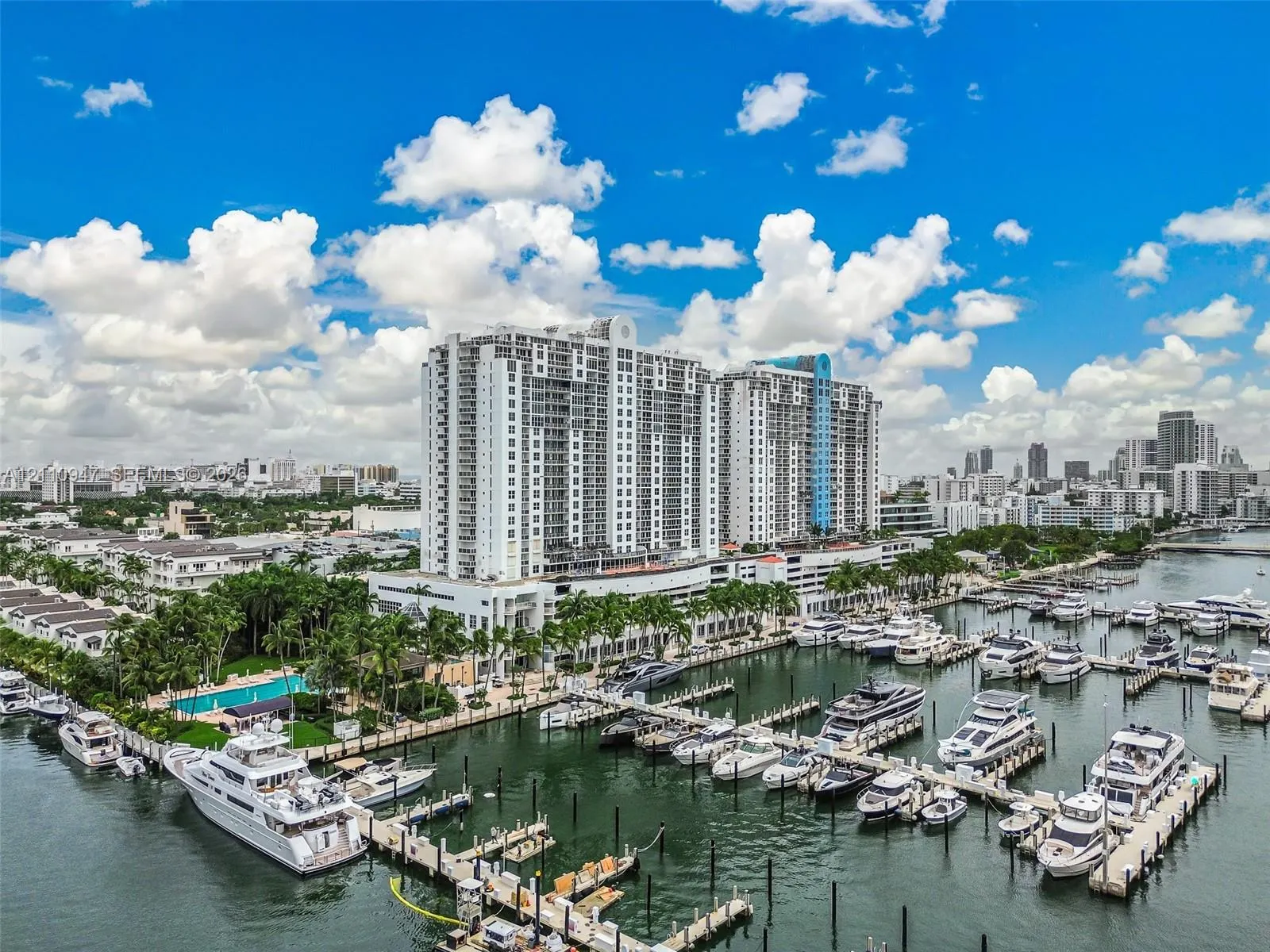 1900 Sunset Harbour Drive #PH05
