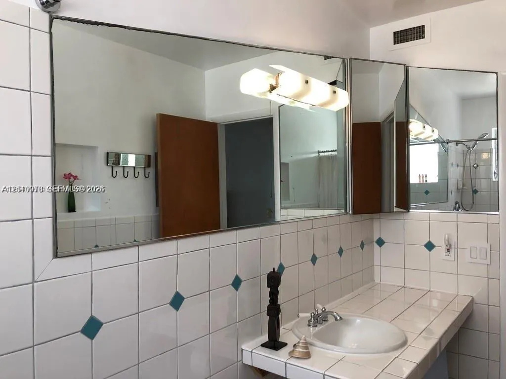 2858 Pine Tree Drive #8