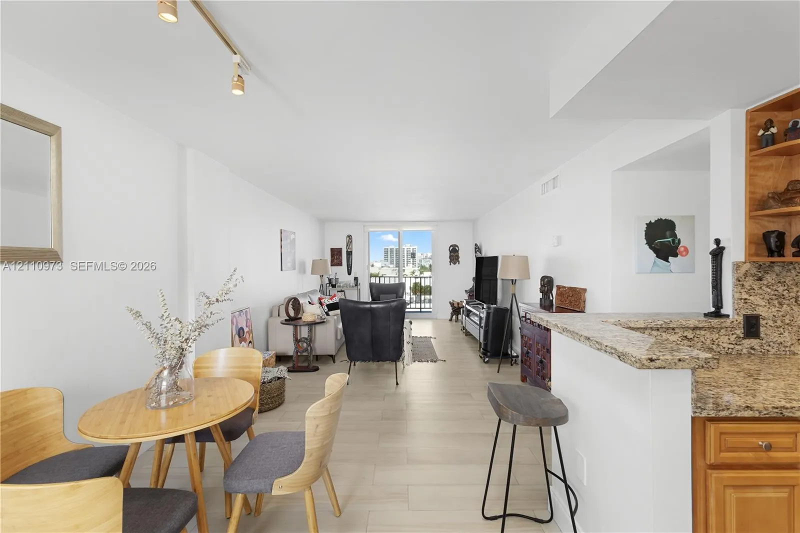 720 Collins Avenue #704