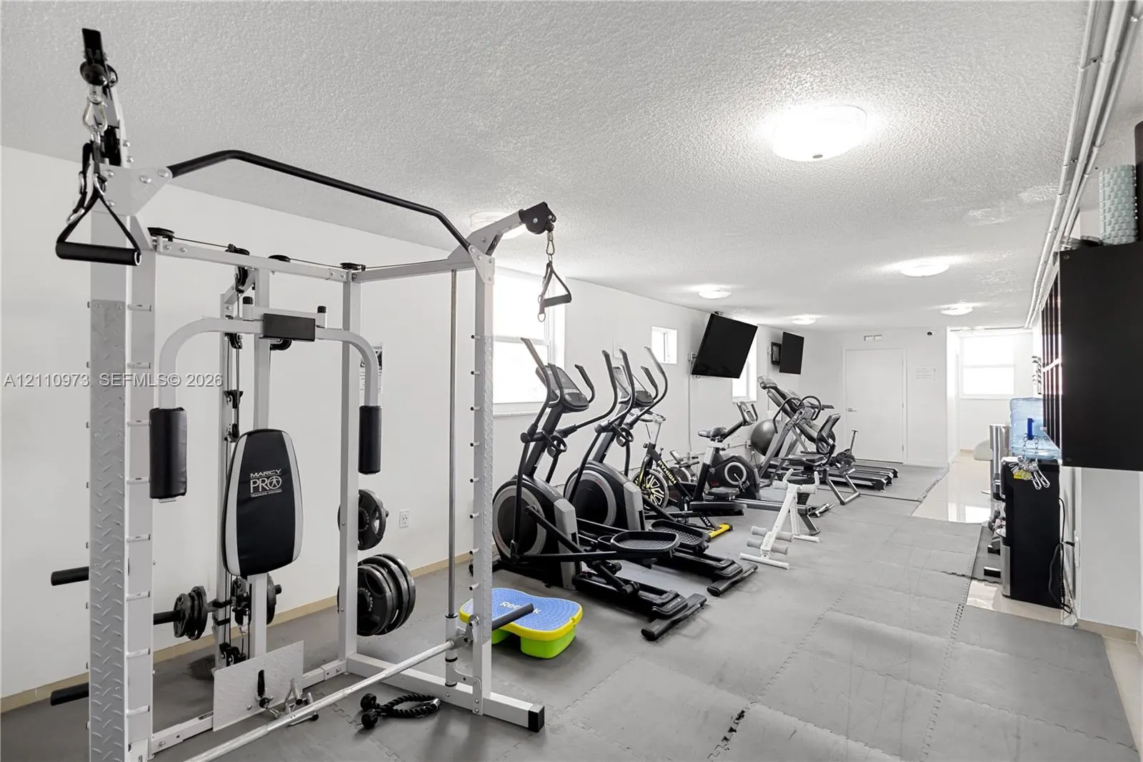720 Collins Avenue #704