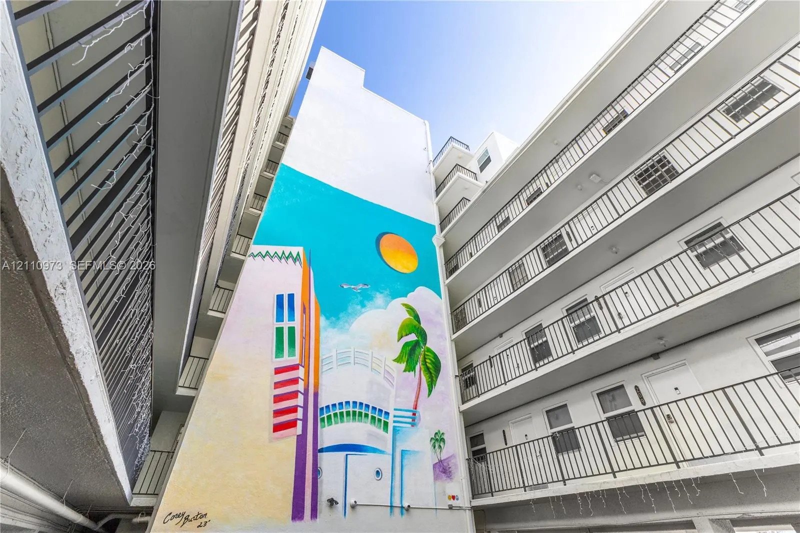 720 Collins Avenue #704