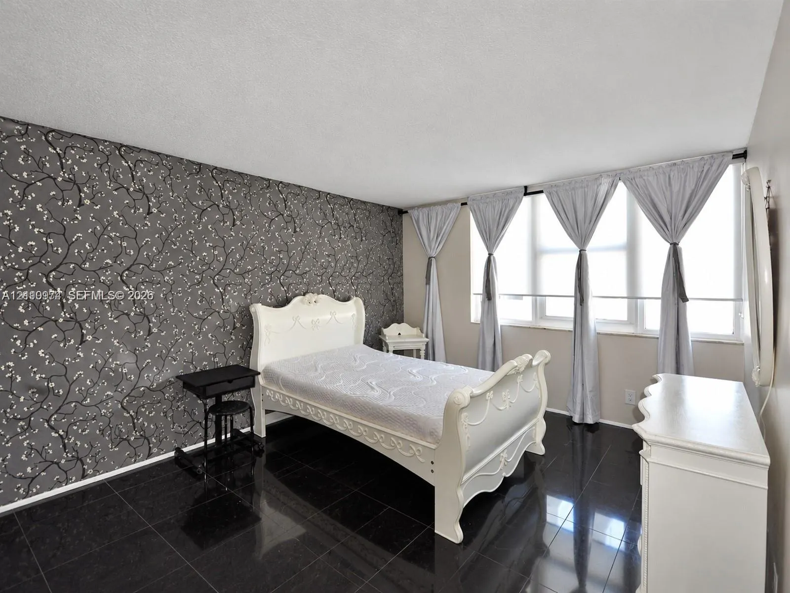 2030 S Ocean Drive #803