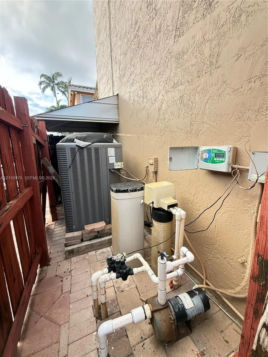 2030 NW 99th Terrace