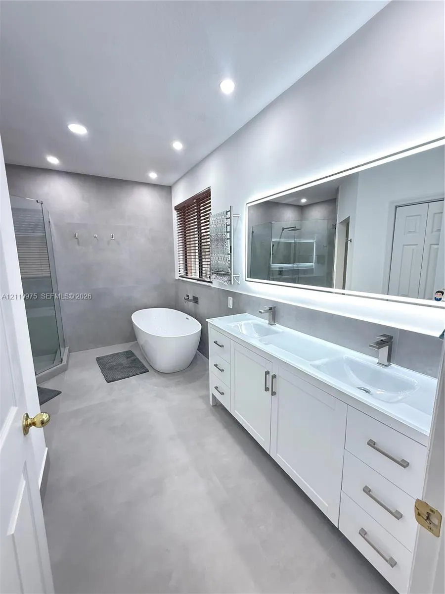 2030 NW 99th Terrace