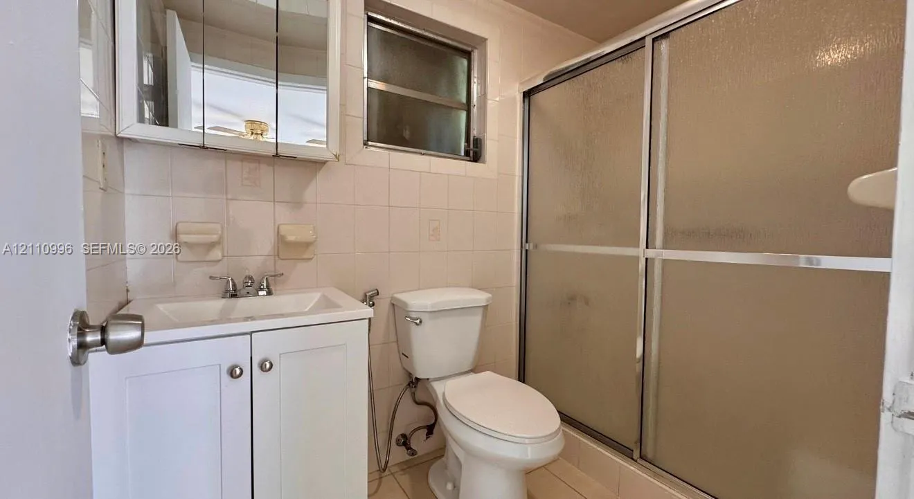 233 NW 45th Avenue #STUDIO