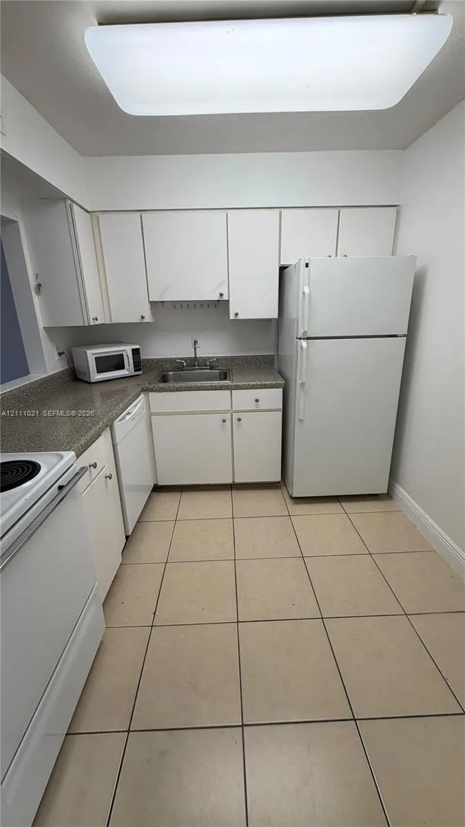 5122 NW 79th Avenue #207