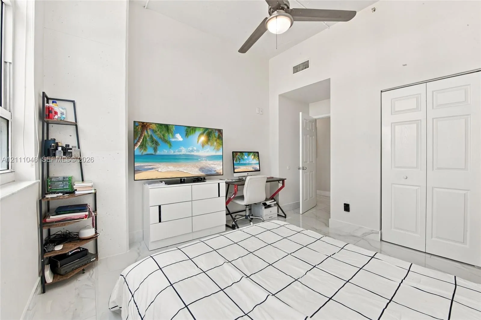 2001 Biscayne Boulevard #3202
