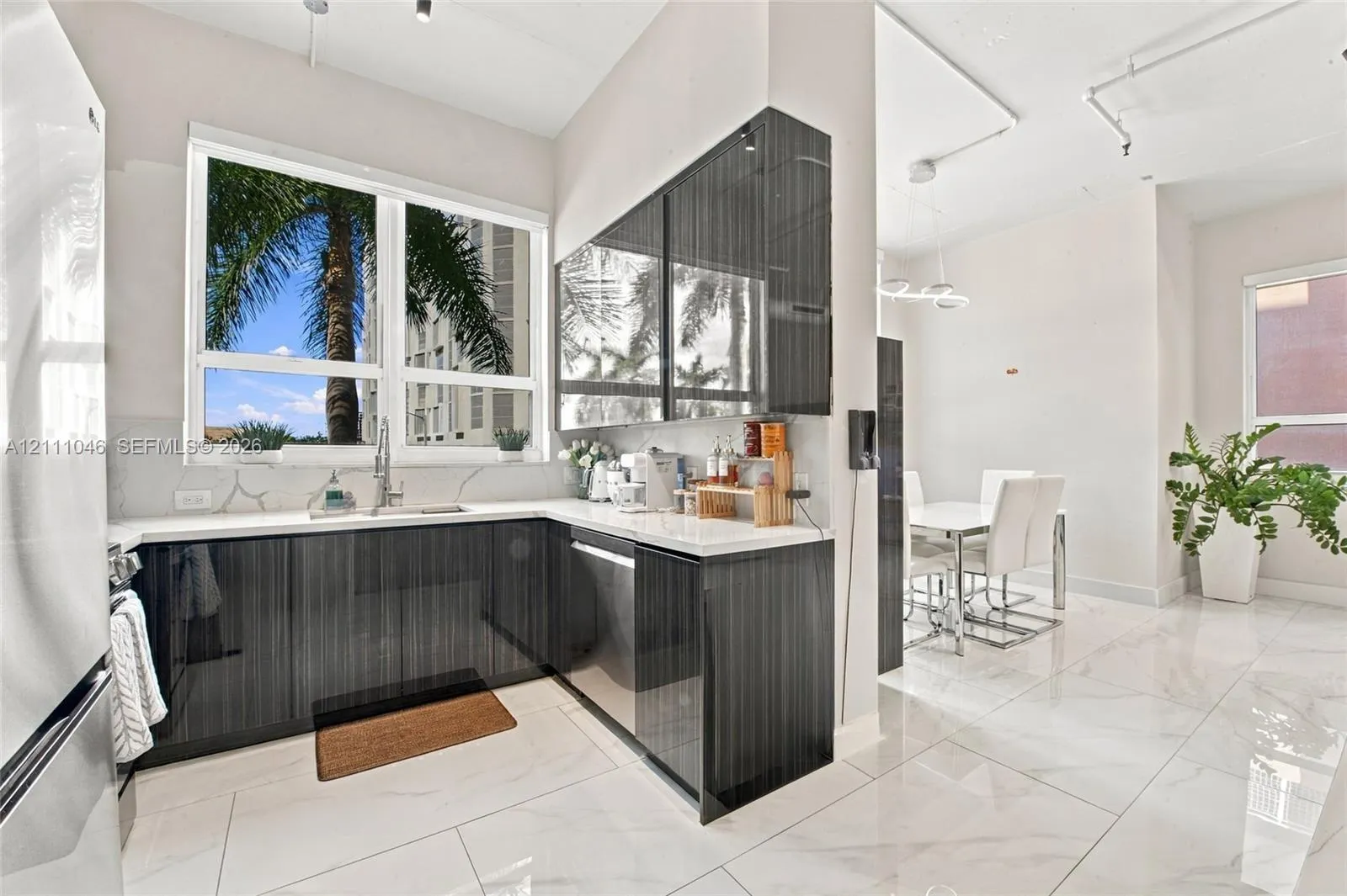 2001 Biscayne Boulevard #3202