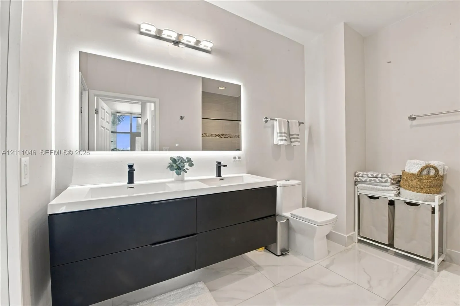 2001 Biscayne Boulevard #3202
