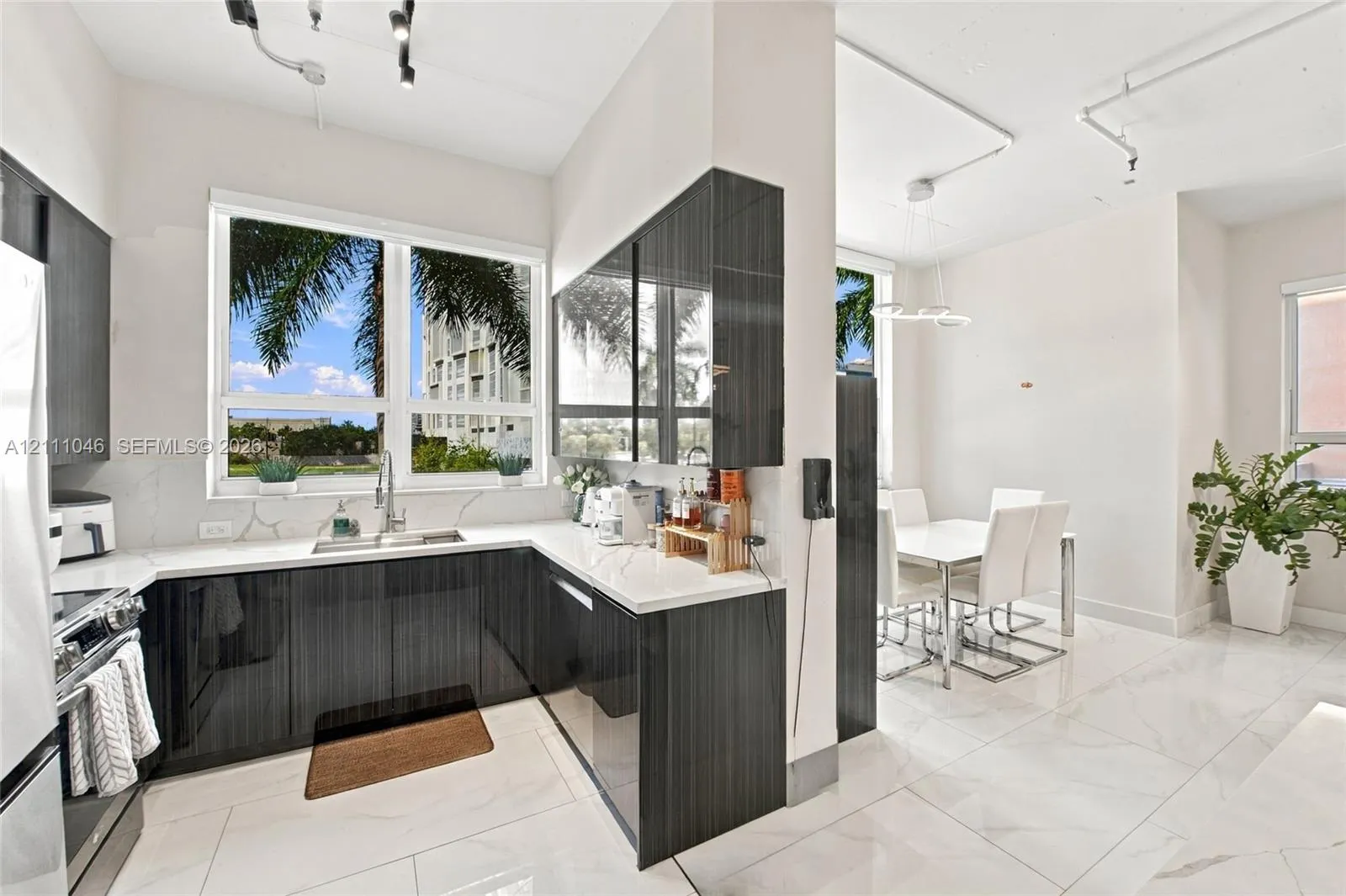 2001 Biscayne Boulevard #3202