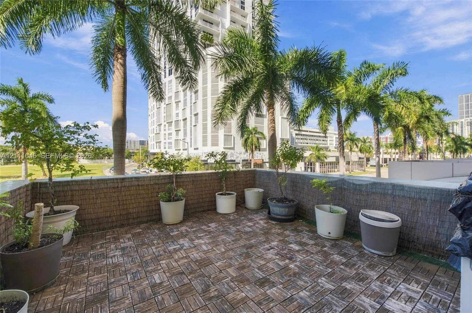 2001 Biscayne Boulevard #3202