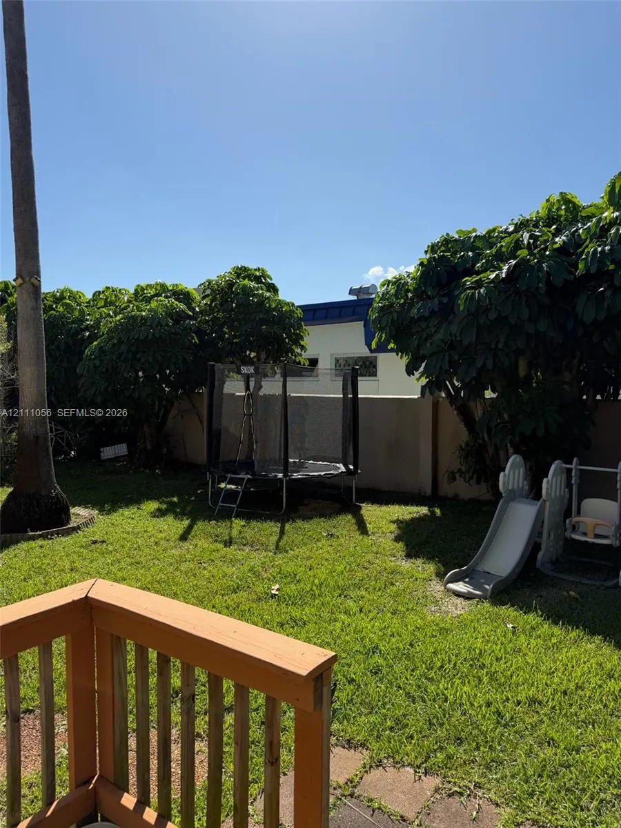 5020 Sheridan Street #2