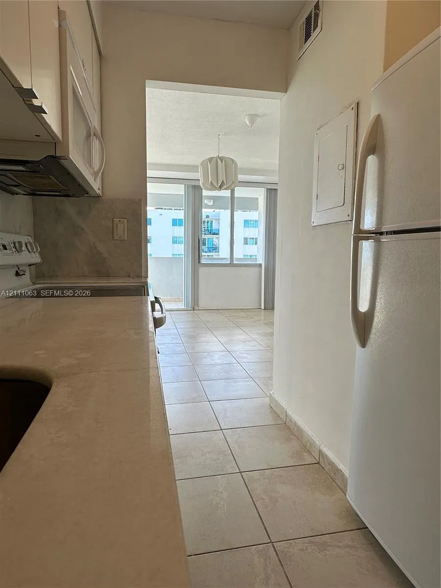 7545 E Treasure Drive #9I