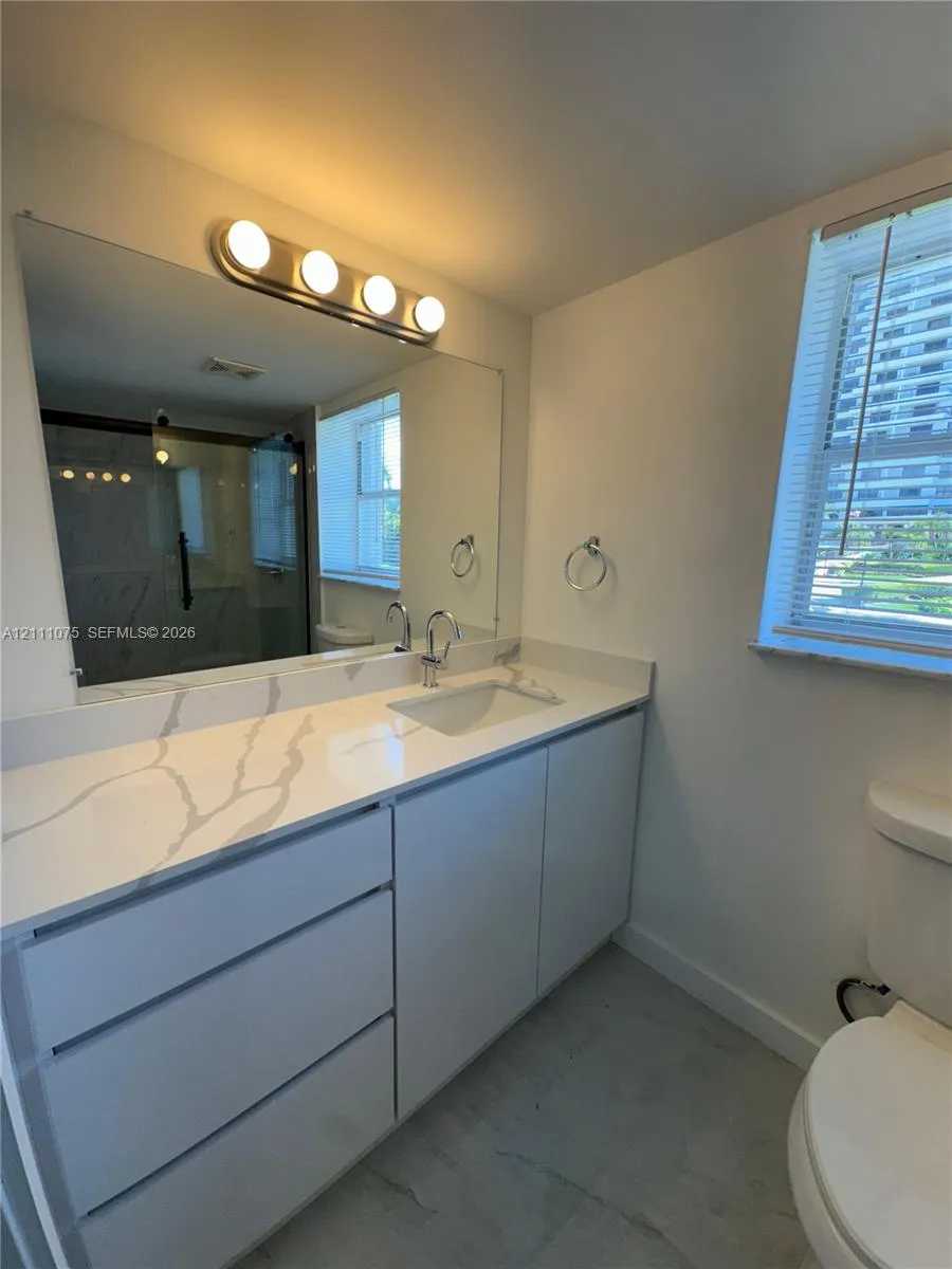 2318 NE 7th Street #34