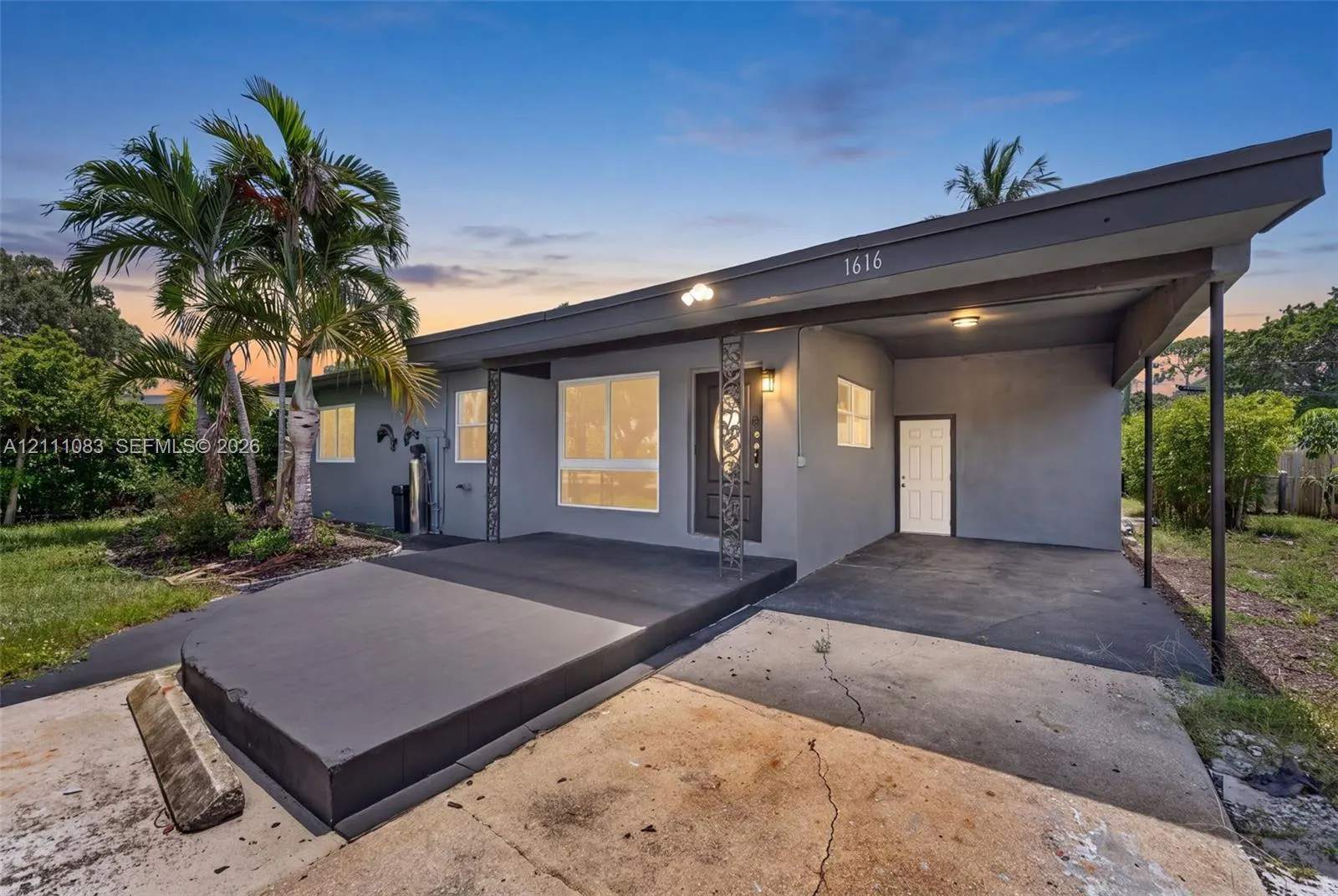 1616 SW 9th Street