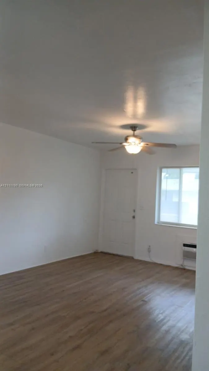 325 NE 2nd Street #4