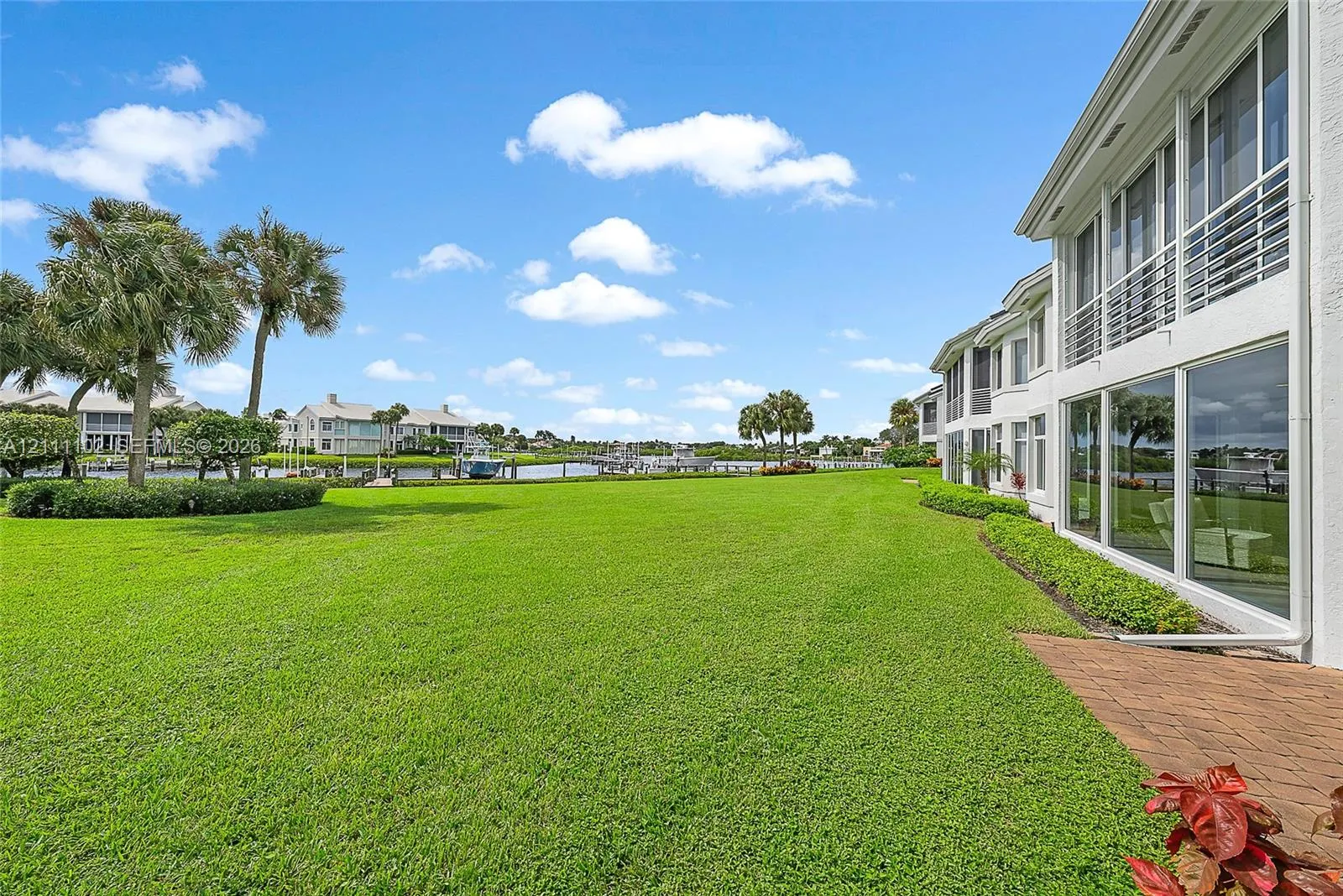 360 Spyglass Way