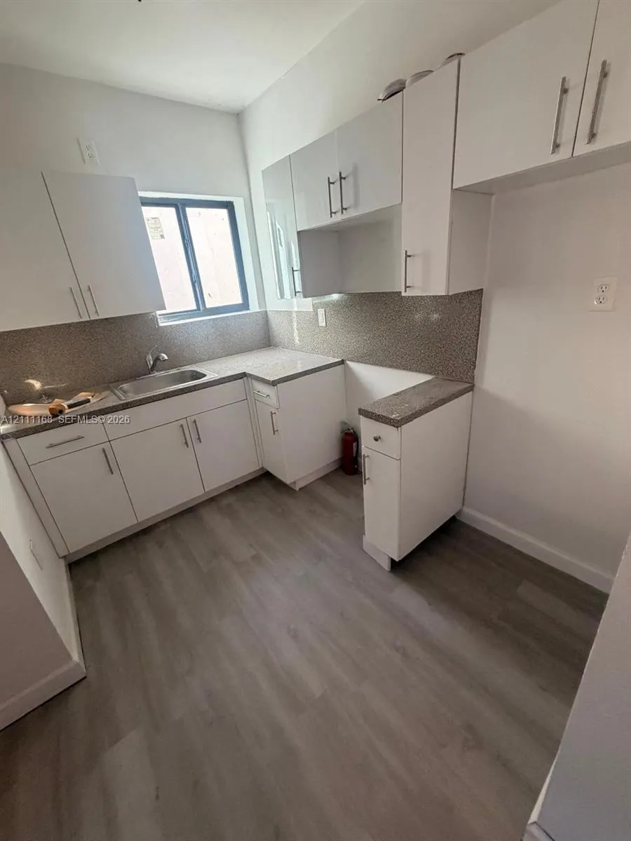 700 SW 12th Avenue #2