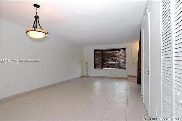 10068 SW 77th Court