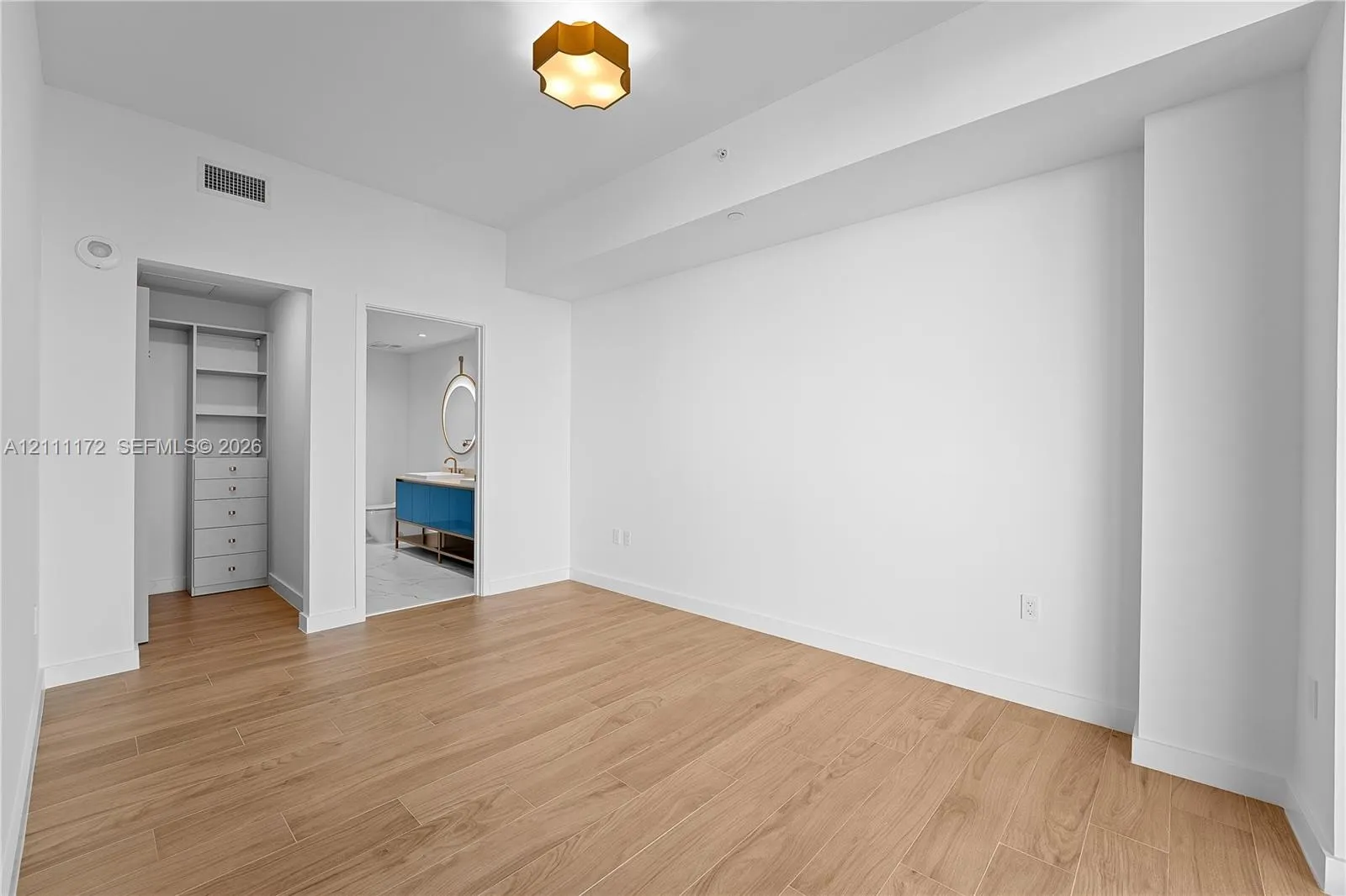 2678 Tigertail Avenue #1203