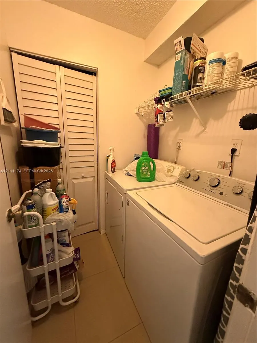 855 SW 113th Way #855