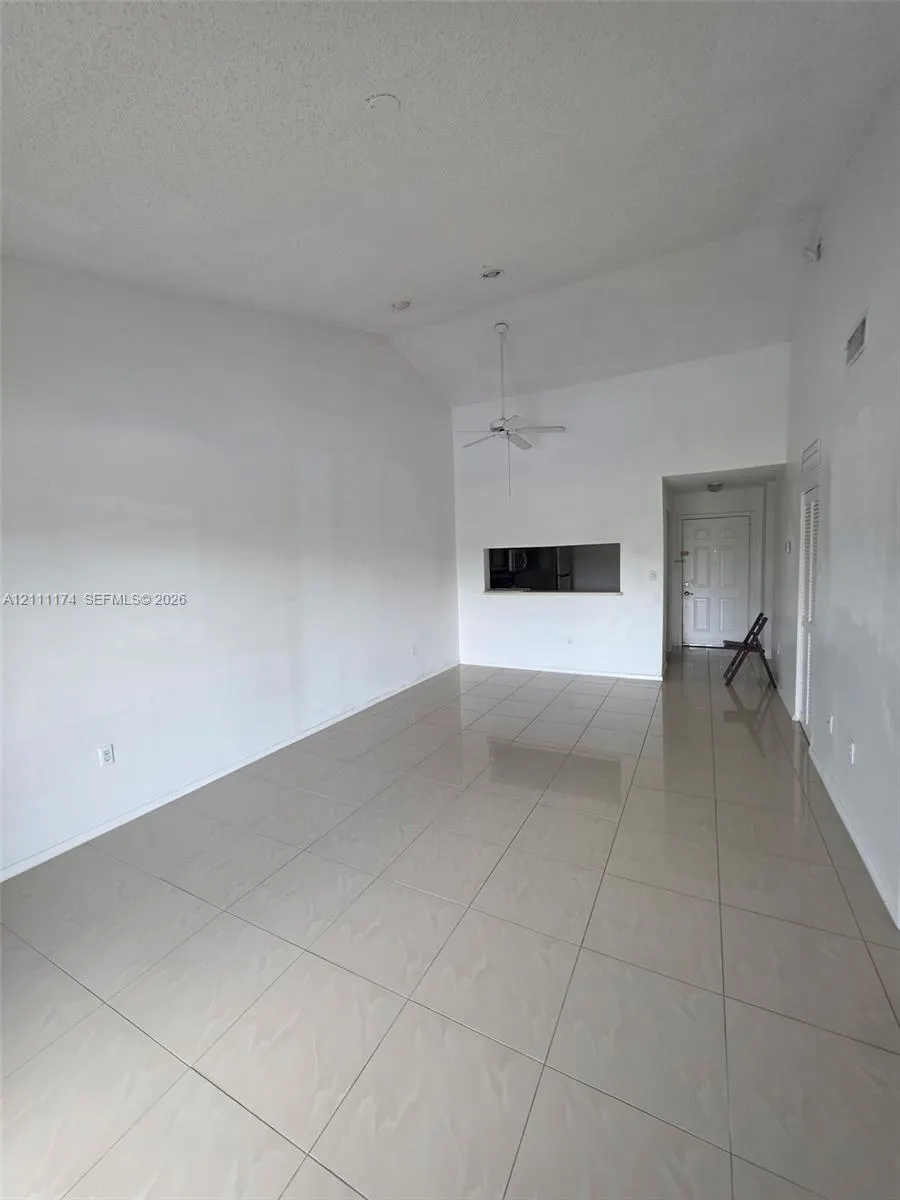 855 SW 113th Way #855