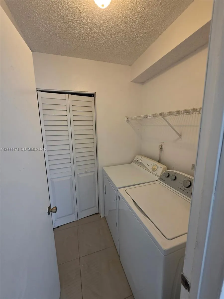 855 SW 113th Way #855