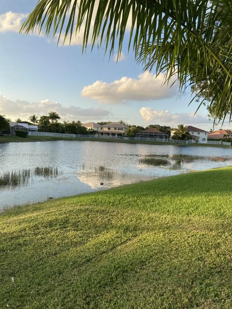 4382 Fox Ridge Drive #0