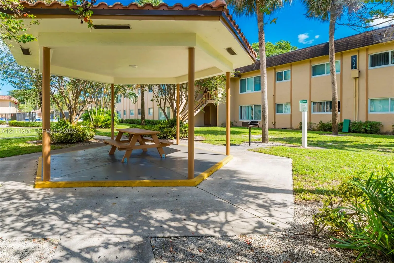 2440 NW 39th Way #202