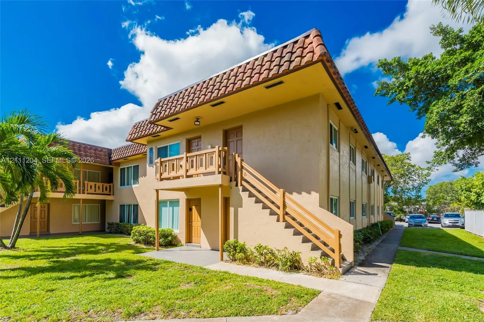 2440 NW 39th Way #202