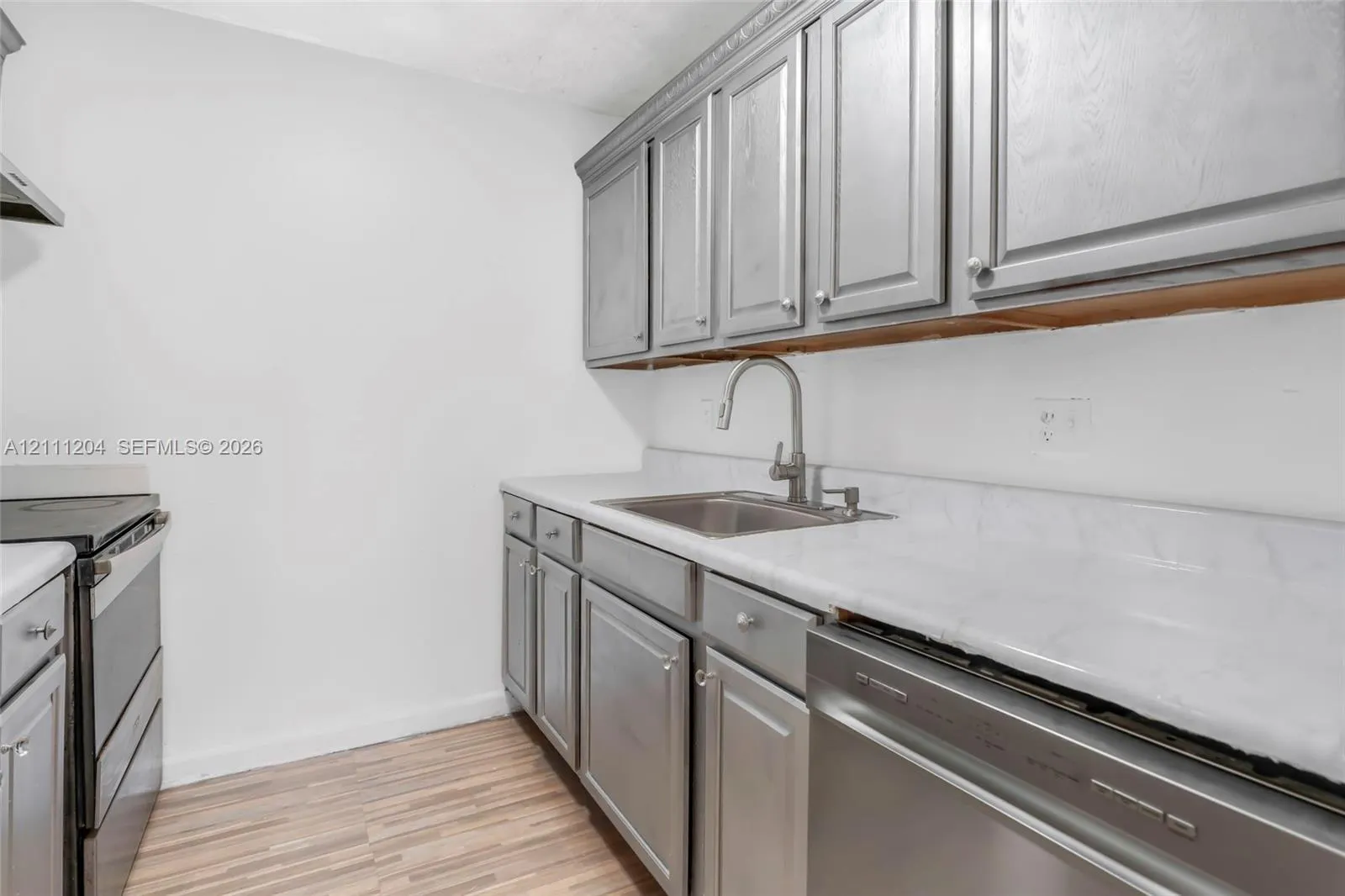 2440 NW 39th Way #202