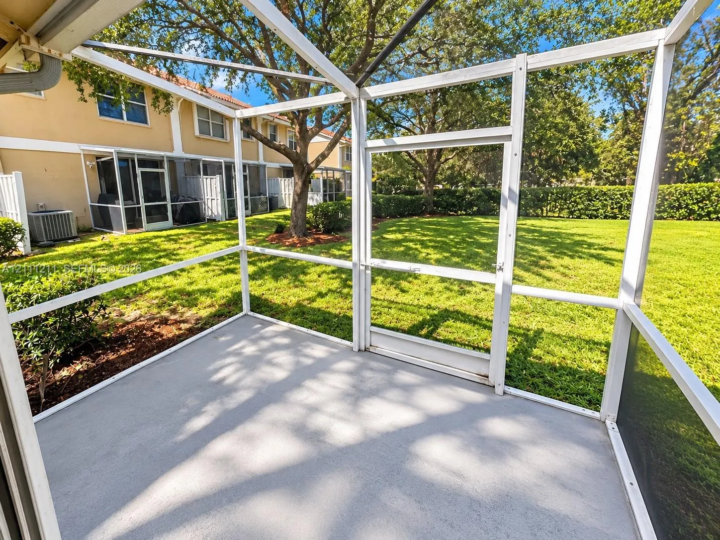 8941 NW 54th Street