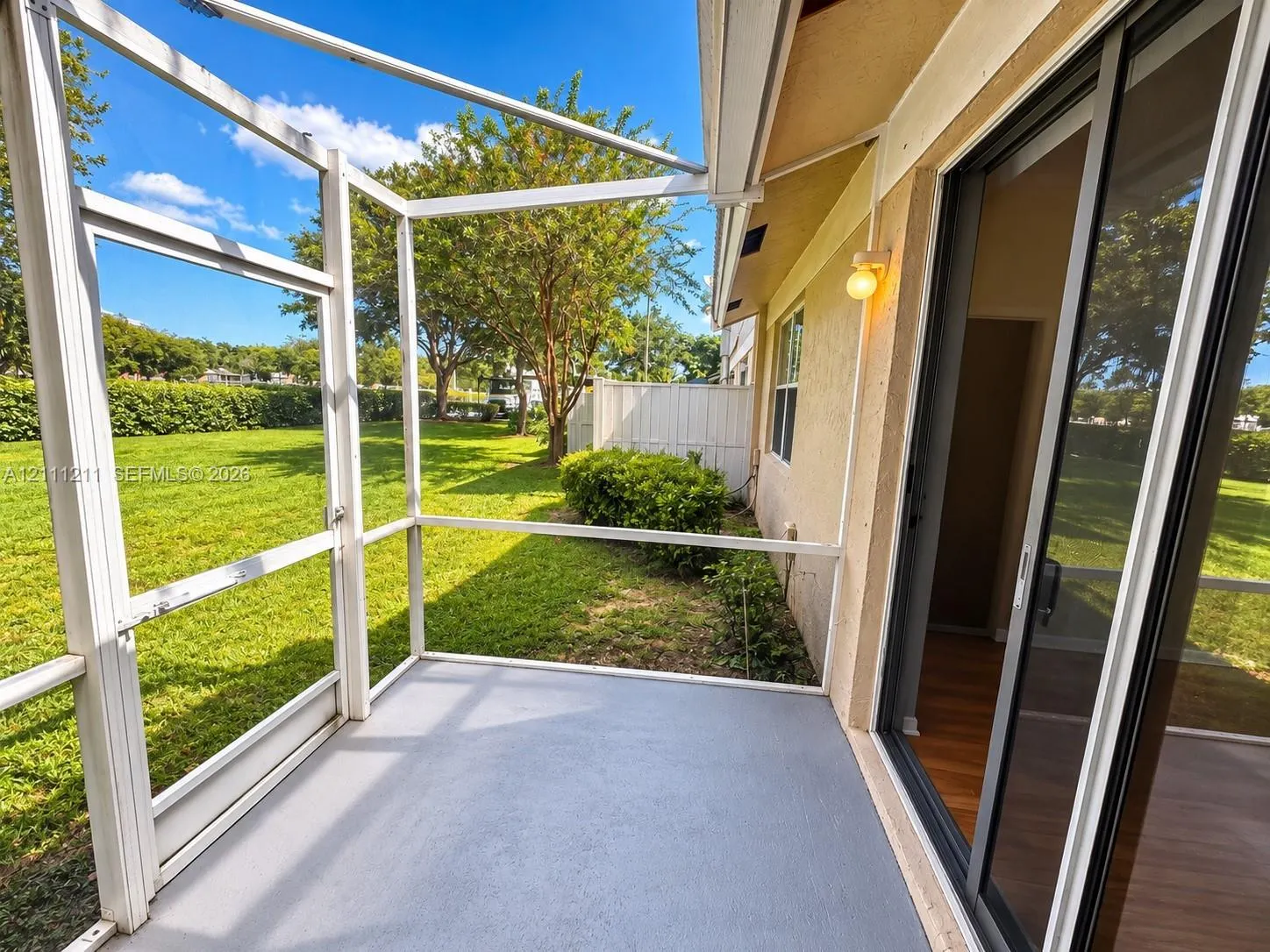 8941 NW 54th Street
