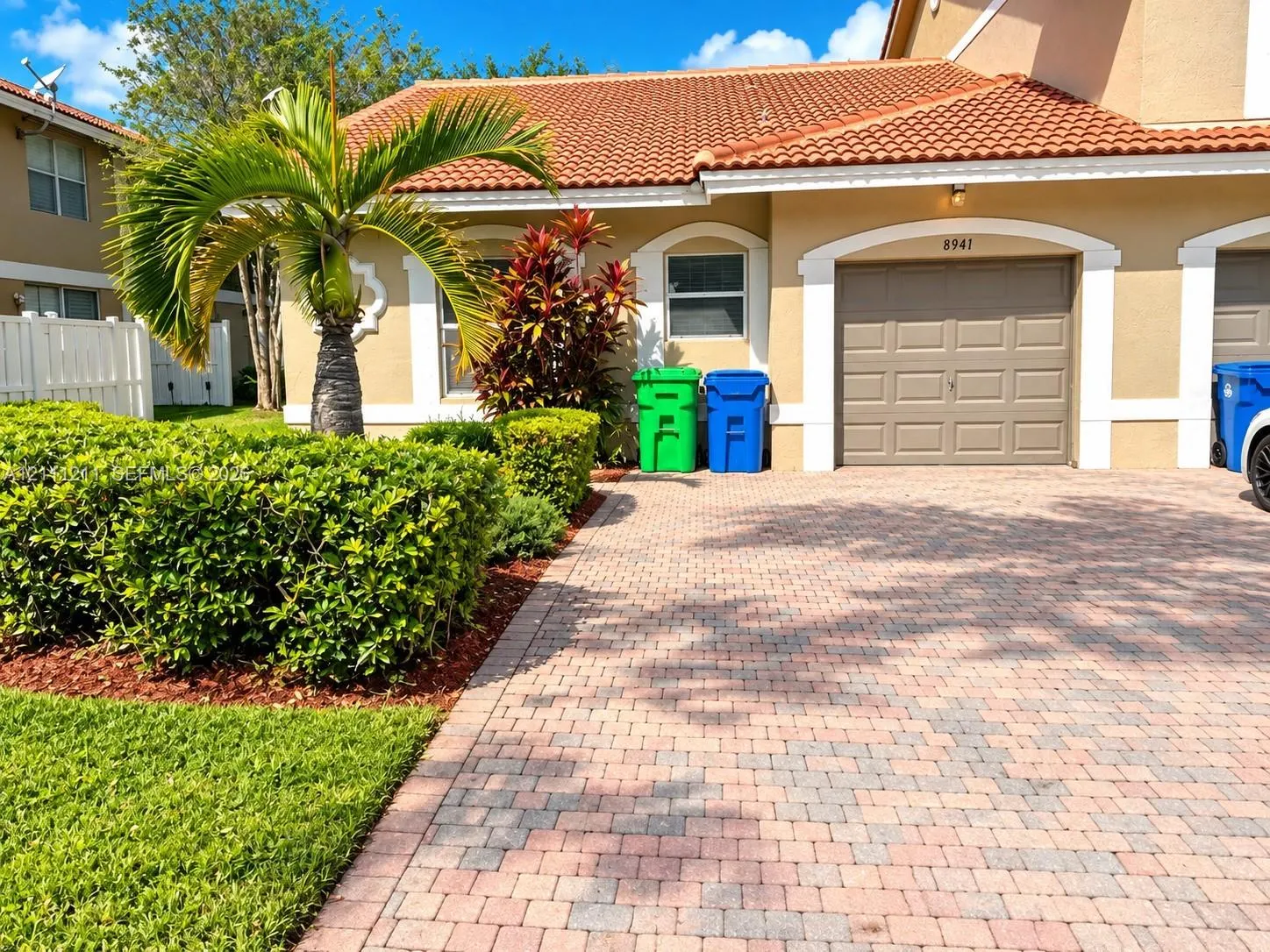 8941 NW 54th Street