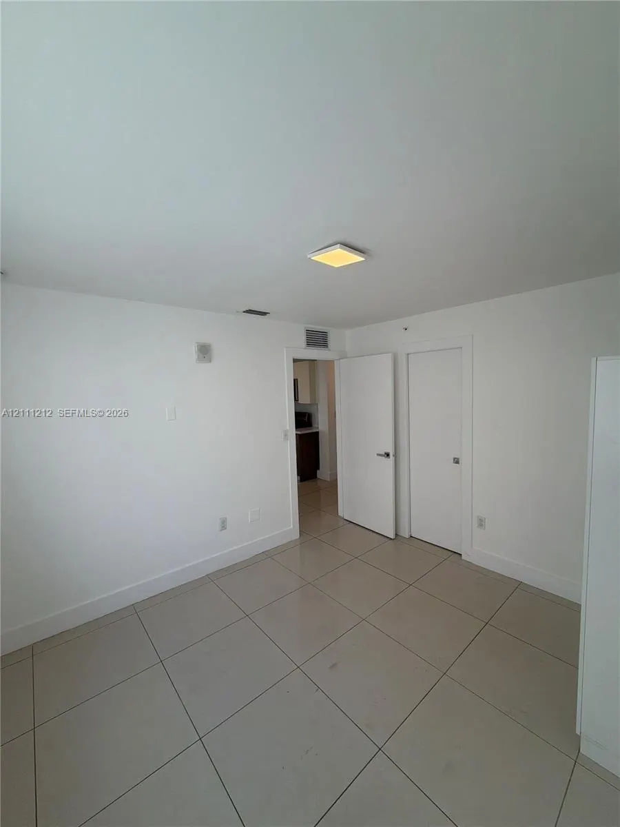 829 SW 18th Avenue #107