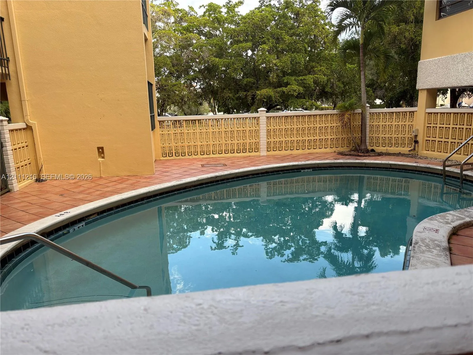 525 Coral Way #303