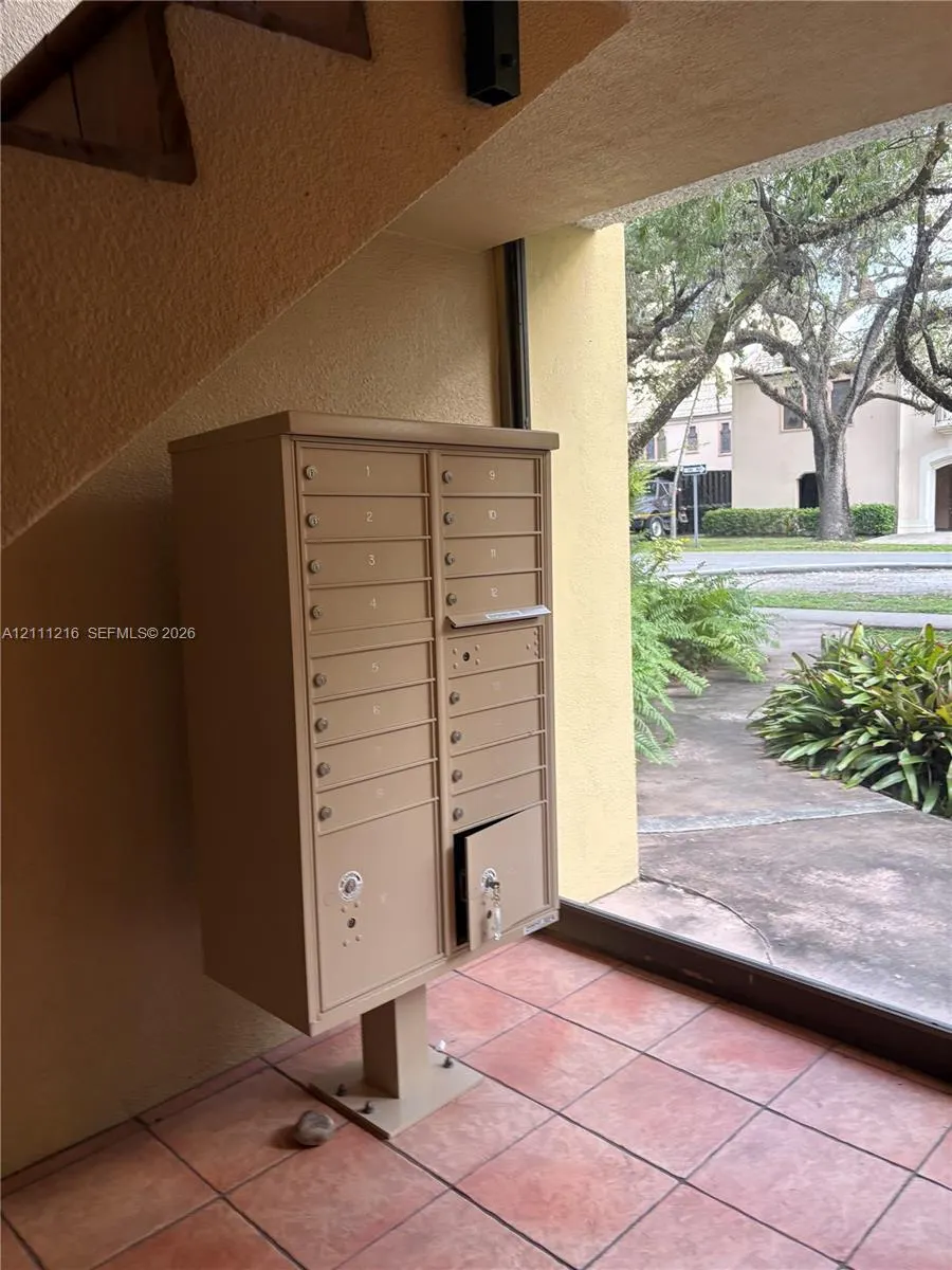 525 Coral Way #303