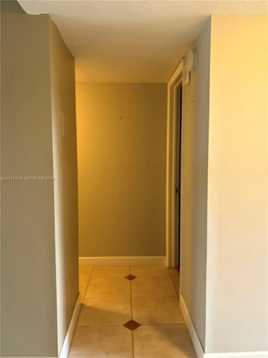 525 Coral Way #303